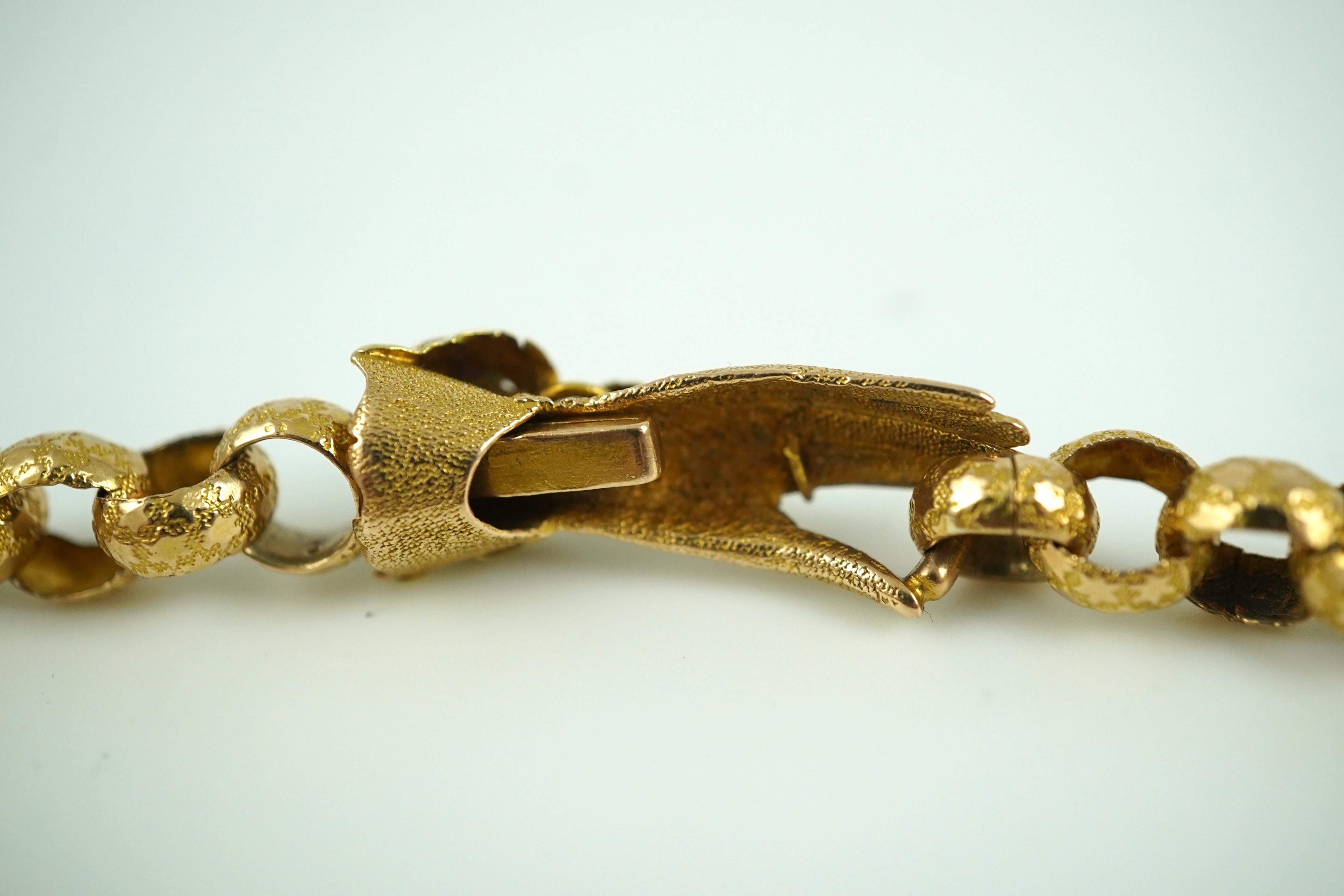 An attractive Georgian gold long guard chain, early 19th century